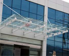 钢结构玻璃雨篷